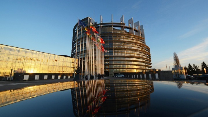Ευρωκοινοβούλιο: Ξεκίνησε η κούρσα για τα κορυφαία πόστα