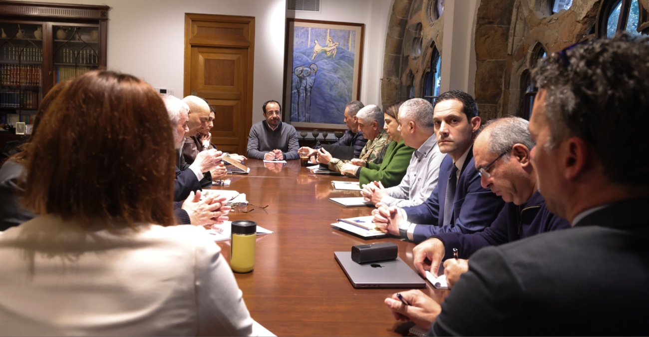 Λετυμπιώτης για Βάσεις: «Δεν αποκλείουμε τίποτα για τη Συνθήκη» – Σε κλοιό F-16 και φρεγατών η Κύπρος