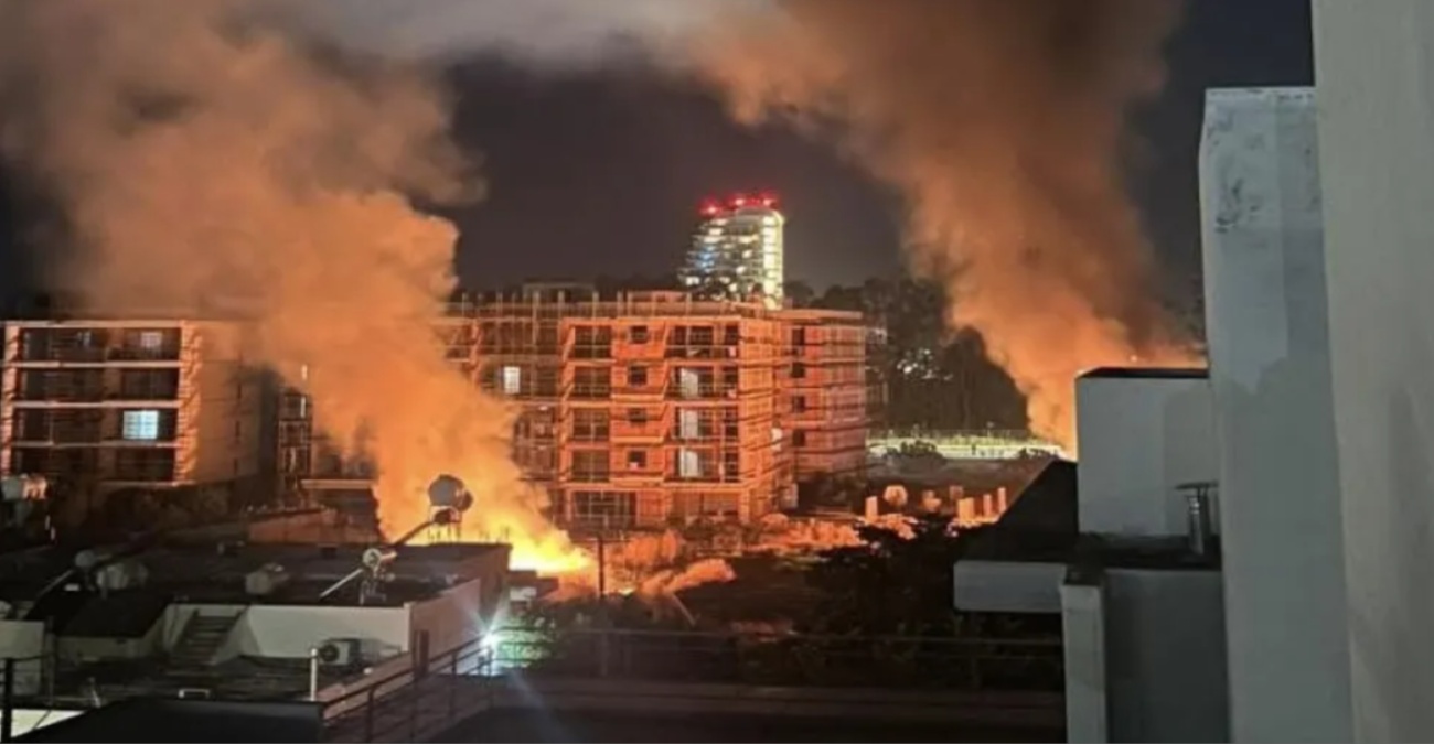 Video: Σκορπισμένα βεγγαλικά και κροτίδες στο σημείο της μεγάλης έκρηξης στη Λεμεσό – Δείτε την στιγμή που σκόρπισε τον τρόμο