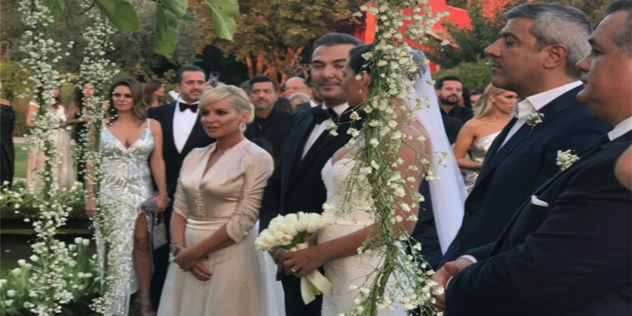 Ρέμος – Μπόσνιακ: Παντρεύτηκαν με την κόρη τους παρανυφάκι