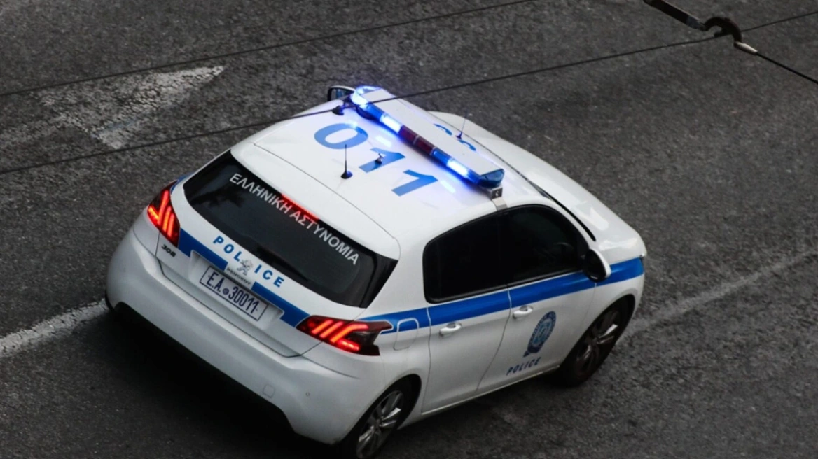 Πάτρα: Μυστήριο με καταγγελία για ξυλοδαρμό 18χρονου - Οι αστυνομικοί είδαν τα τραύματα, ο νεαρός δεν αποκάλυψε ποιος τον χτύπησε