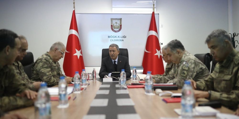 Τουρκικό Υπ. Άμυνας: Πολεμικά πλοία και αεροσκάφη συνοδεύουν Γιαβούζ, Φατίχ και Μπαρμαρός