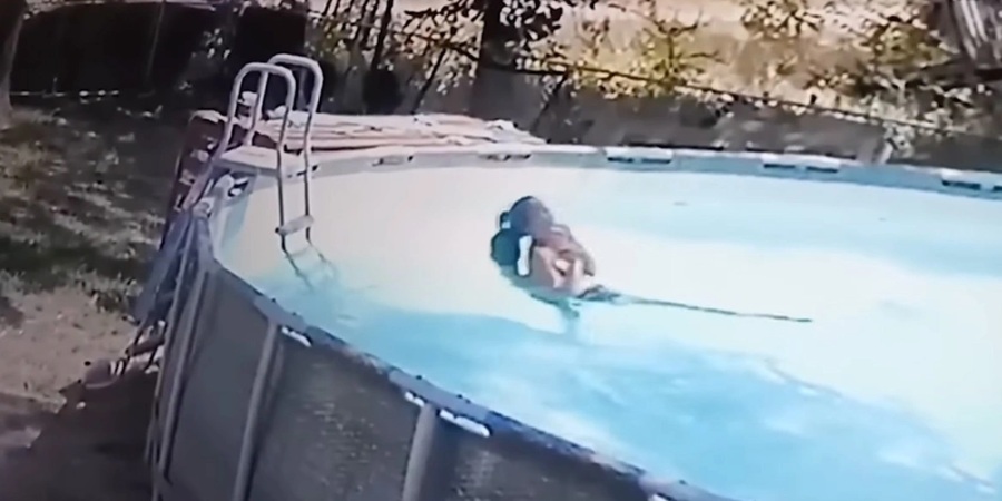 ΗΠΑ: 10χρονο αγόρι έσωσε τη μητέρα του από πνιγμό στην πισίνα τους - Δείτε βίντεο