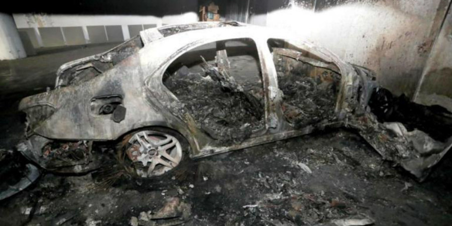 ΛΕΥΚΩΣΙΑ: Στις φλόγες όχημα πολυτελείας 