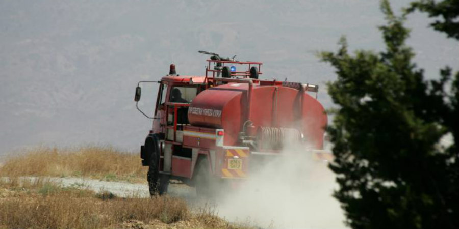 ΕΠ. ΠΑΦΟΥ: Δύο πυρκαγιές με μια ώρα διαφορά - Δύο χωριά σε κίνδυνο
