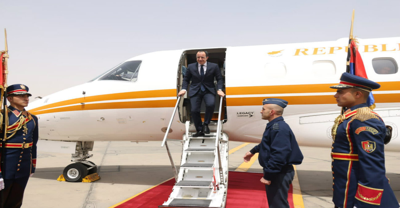 Έφτασε στο Κάιρο ο Πρόεδρος Χριστοδουλίδης – Θα συναντηθεί το απόγευμα με τον Σίσι – Φωτογραφίες