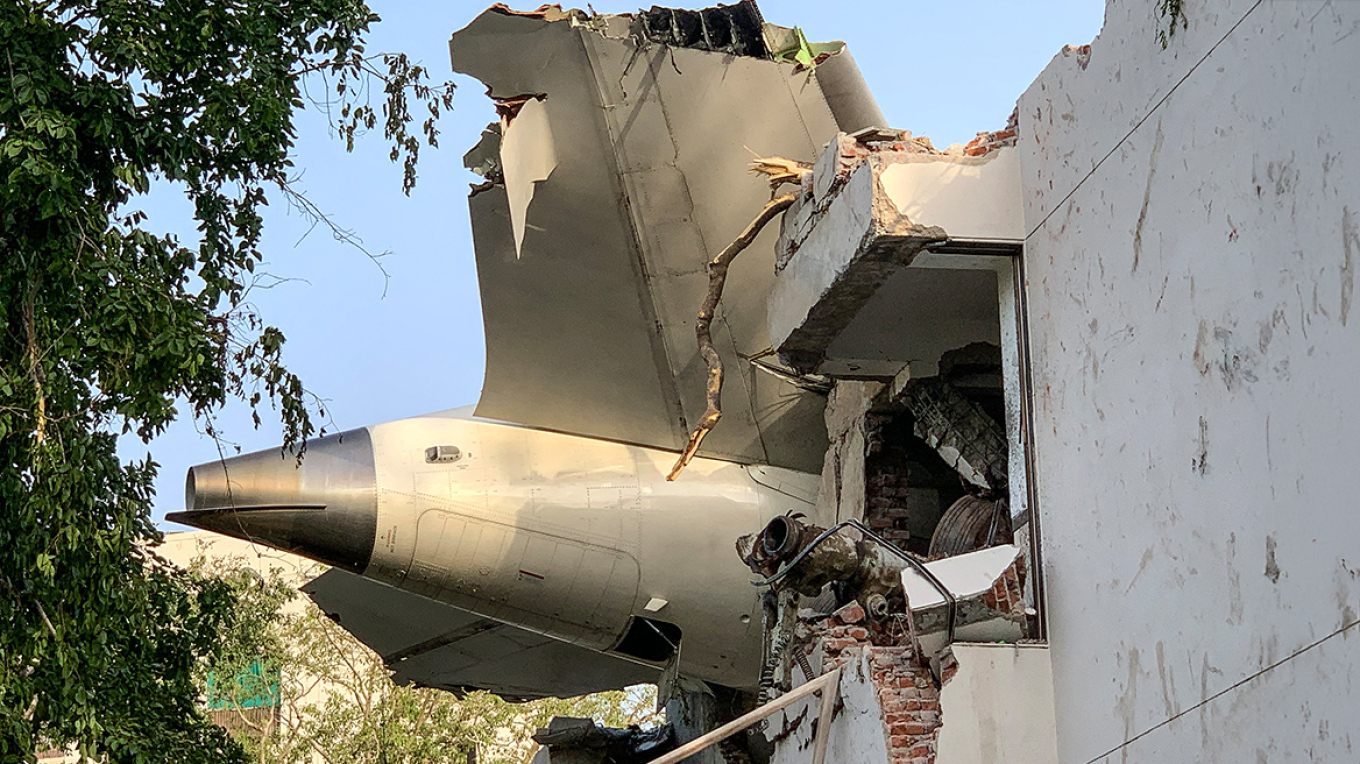 «Mayday! Χάνω ισχύ, δεν μπορούμε να πάρουμε ύψος!» - Το δραματικό τελευταίο μήνυμα του πιλότου της Air India