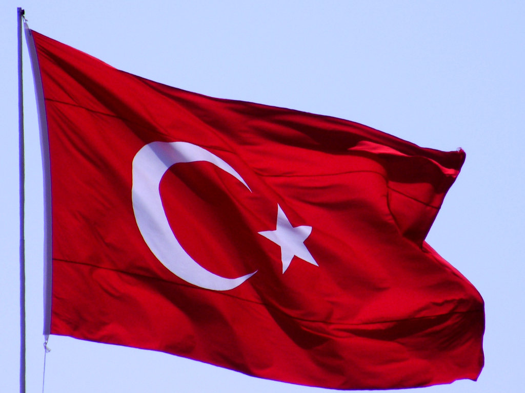 Οι πλούσιοι Τούρκοι «αγοράζουν» ευρωπαϊκή βίζα μέσω Ελλάδας