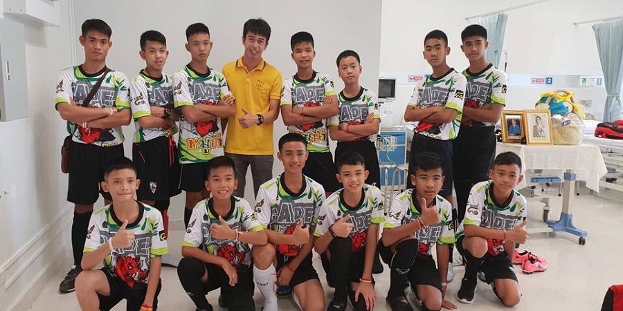 Πήραν εξιτήριο τα 12 παιδιά της Ταϊλάνδης και ο προπονητής τους - VIDEO 