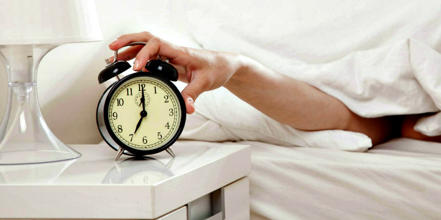 Η επιστήμη μίλησε: 'Κινδυνεύει η υγεία όσων ξυπνούν πριν από τις 10 το πρωί'