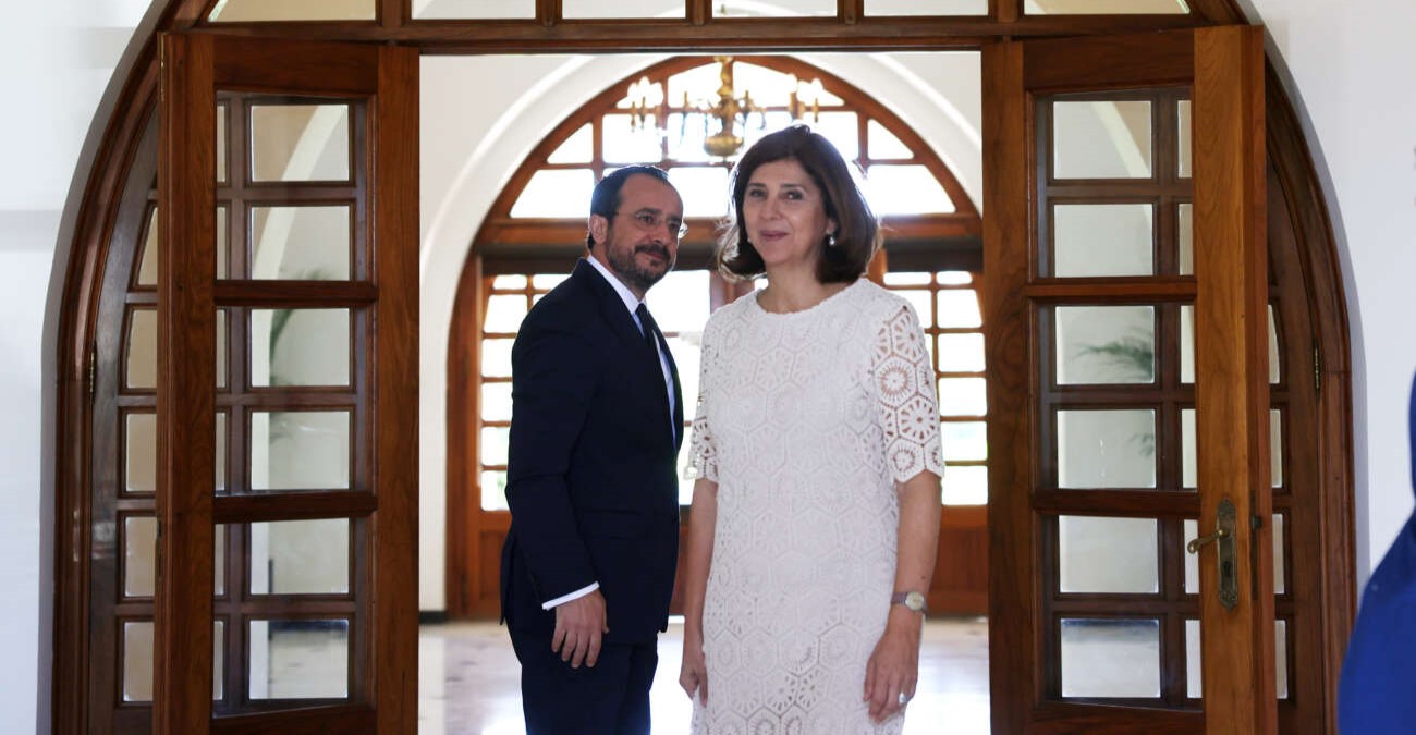 Κλείδωσε στις 2 Σεπτεμβρίου η συνάντηση ΠτΔ με Ολγκίν