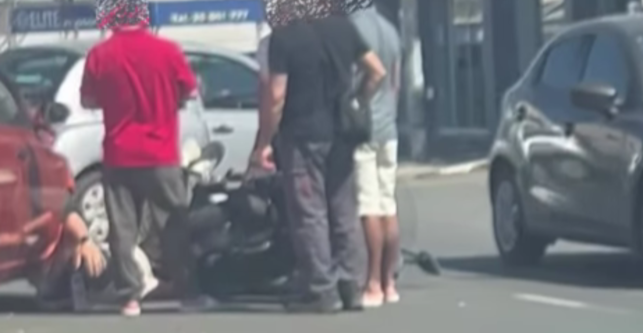 Σύγκρουση μοτοσικλέτας με αυτοκίνητο στη Λεμεσό – Ένας τραυματίας - Βίντεο από το σημείο
