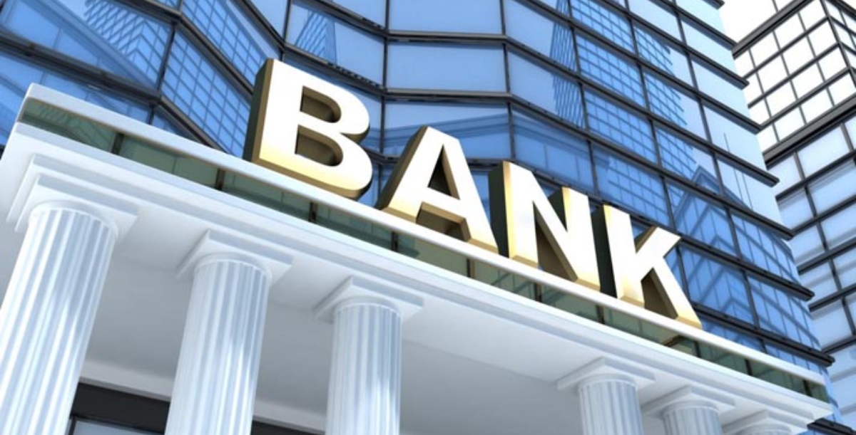 Κρις Ντέιβις: Ενώπιον ριζικών αλλαγών οι τράπεζες