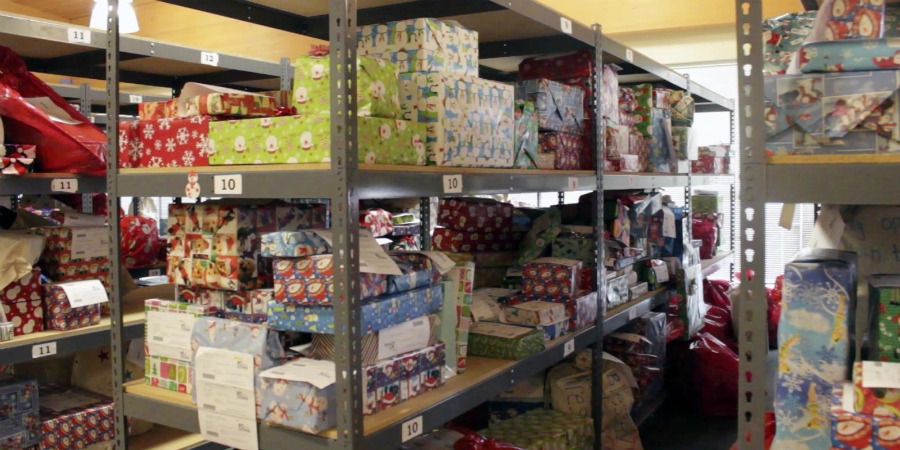 ΛΕΥΚΩΣΙΑ: Καταγράφουν τέσσερις μέρες οι 30 υπάλληλοι του Τελωνείου και ακόμα να τελειώσουν – Τεράστια ποσότητα «μαϊμού» παιχνιδιών ενόψει Χριστουγέννων