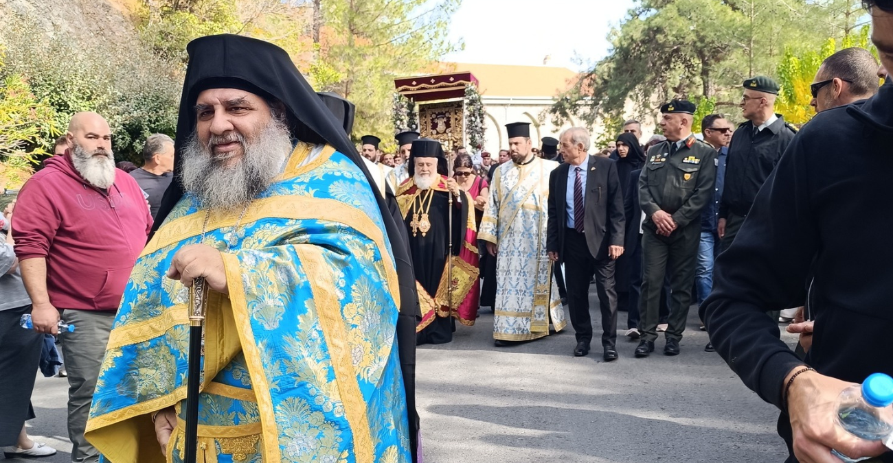 Μετά από 35 χρόνια ... η Παναγία του Κύκκου «βγήκε» ξανά για να φέρει βροχή - Εκατοντάδες πιστοί συνόδευσαν την εικόνα - Δείτε φωτογραφίες