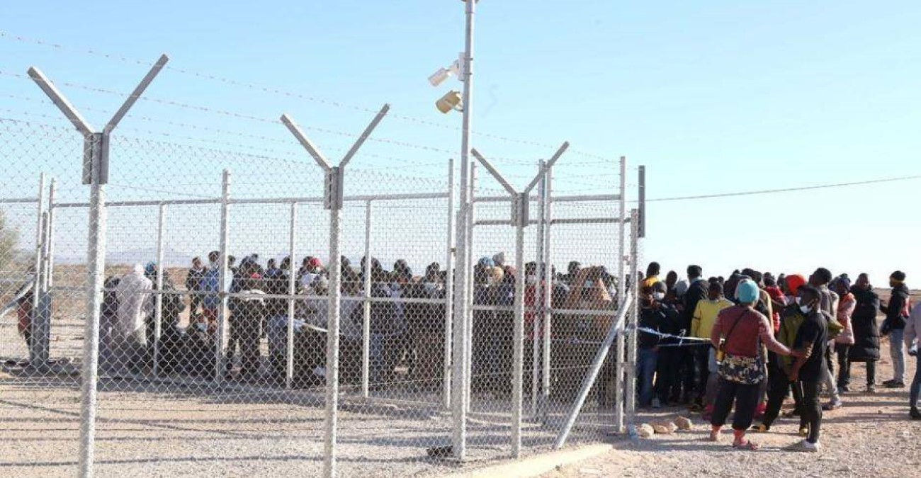 Στο κελί πρόσωπα για συμμετοχή σε κύκλωμα διακίνησης μεταναστών - Καταζητούνται άλλοι τέσσερις