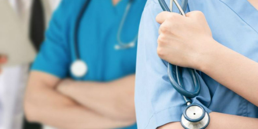 Σοβαρές Καταγγελίες: Γιατροί δίνουν τηλεφωνικές οδηγίες και συνταγές για αντιμετώπιση του κορωνοϊού σε ασθενείς που δεν συνάντησαν ποτέ