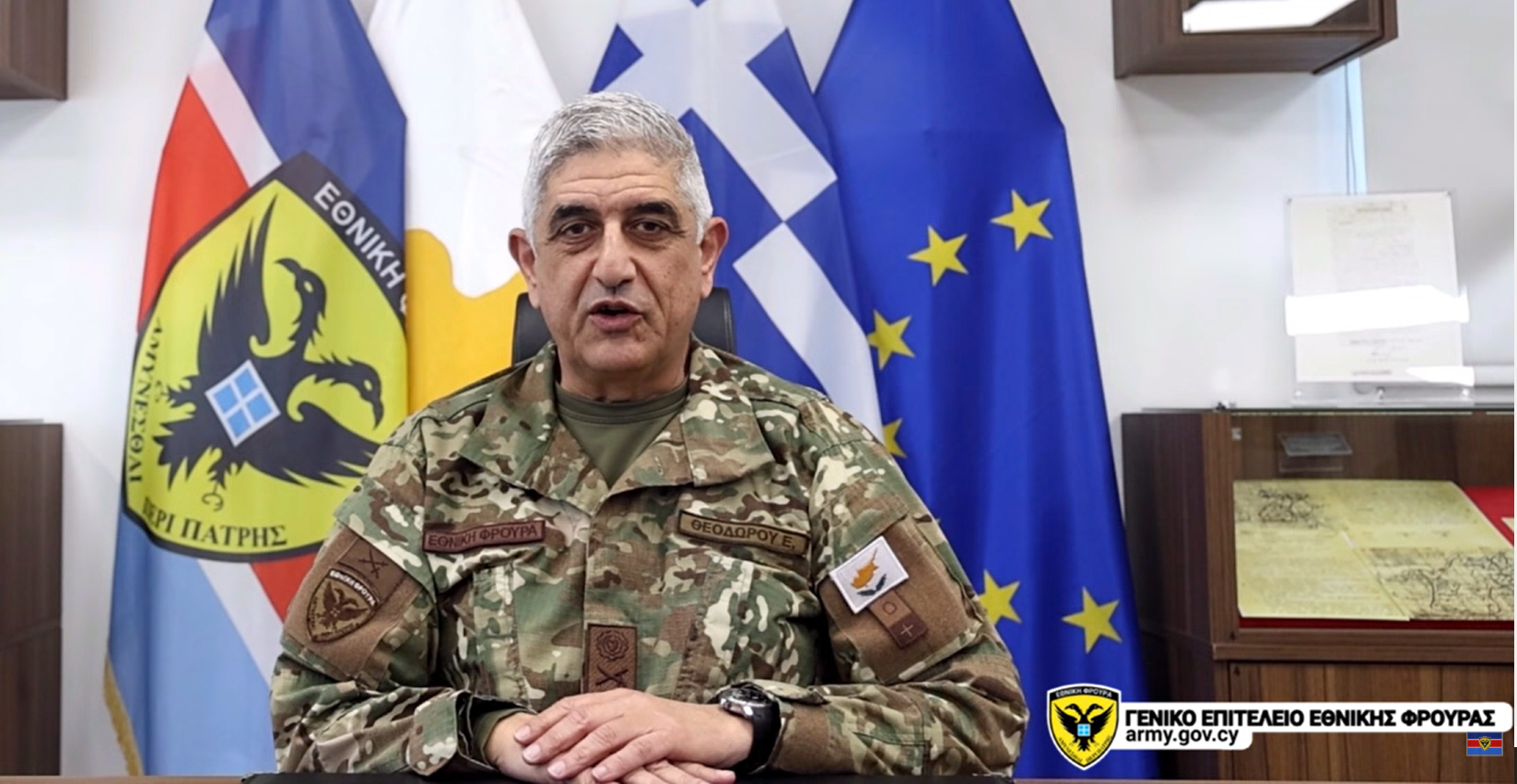 Μάχιμη η Εθνική Φρουρά, στέλνει ευχές για καλή νέα χρονιά με ασφάλεια και ειρήνη – Ξεχωρίζει η πρώτη γυναίκα στρατεύσιμη – Δείτε βίντεο