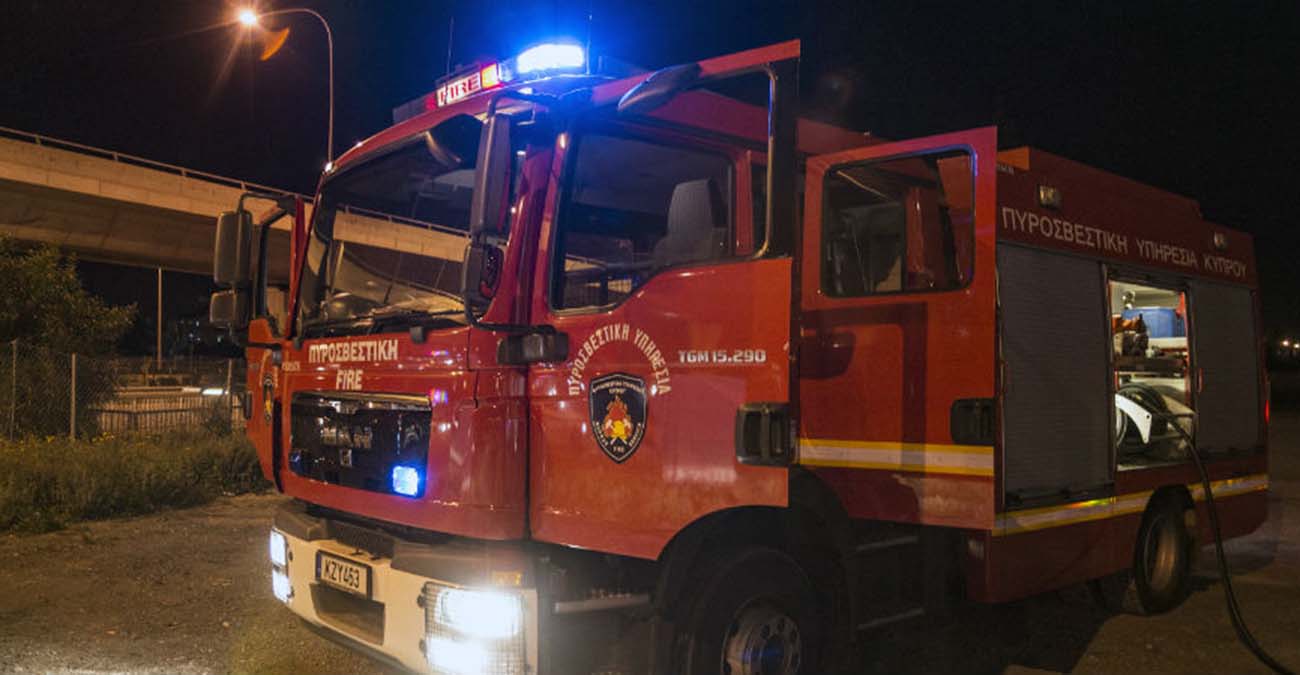 Στις φλόγες όχημα στον Στρόβολο - Σε κινητοποίηση οι Αρχές τα ξημερώματα 
