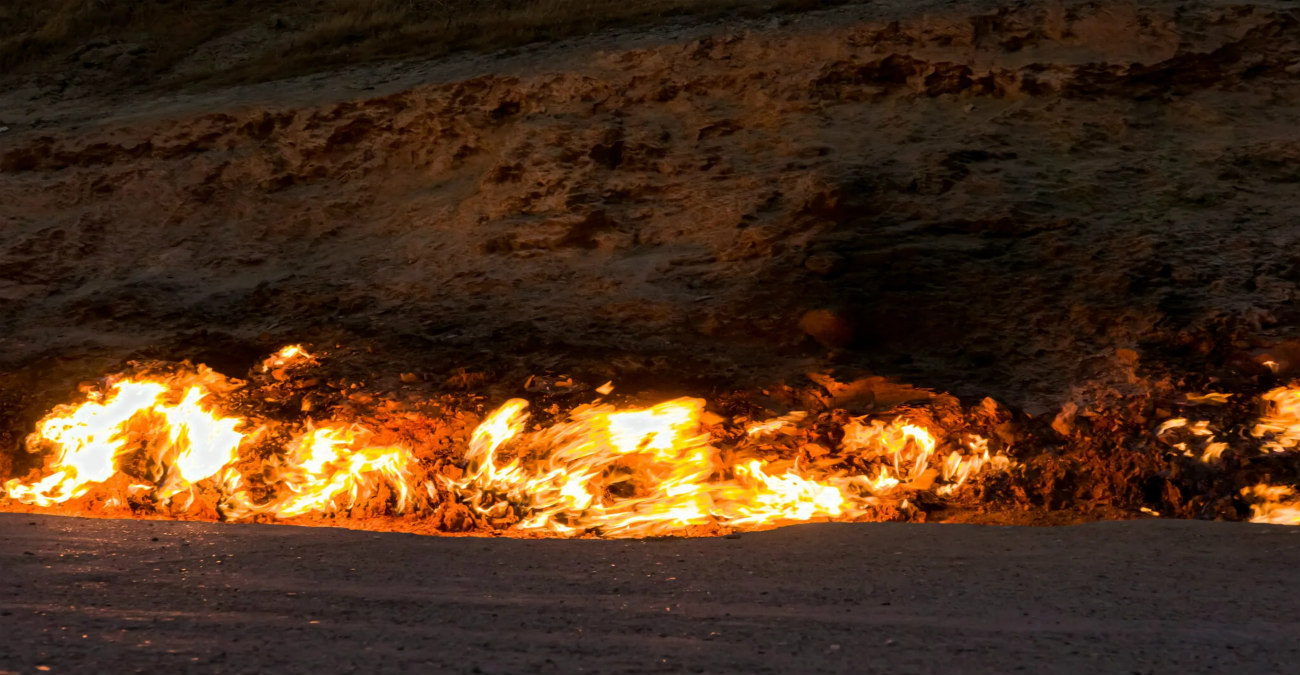 Η φωτιά που καίει εδώ και 4.000 χρόνια – Η ιστορία πίσω από το «φλεγόμενο βουνό» - Φωτογραφίες