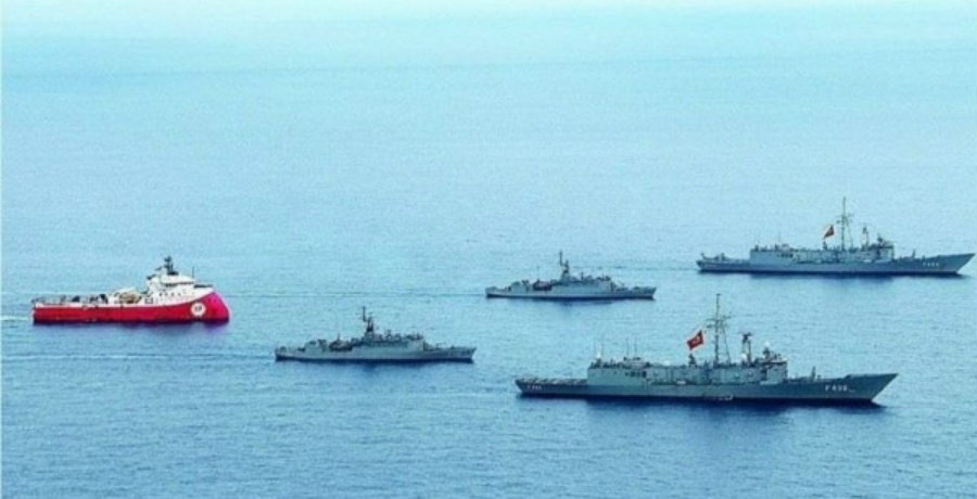 Τουρκικό ΥΠΕΞ: Η Ελλάδα να αποσύρει τα στρατιωτικά της πλοία γύρω από το Ορούτς Ρέις