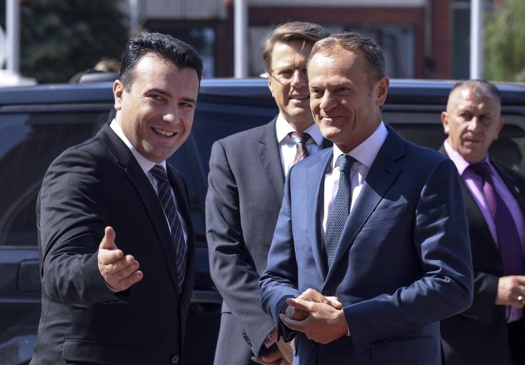 Συγχαρητήρια Τουσκ σε Τσίπρα και Ζαεφ για τη συμφωνία 