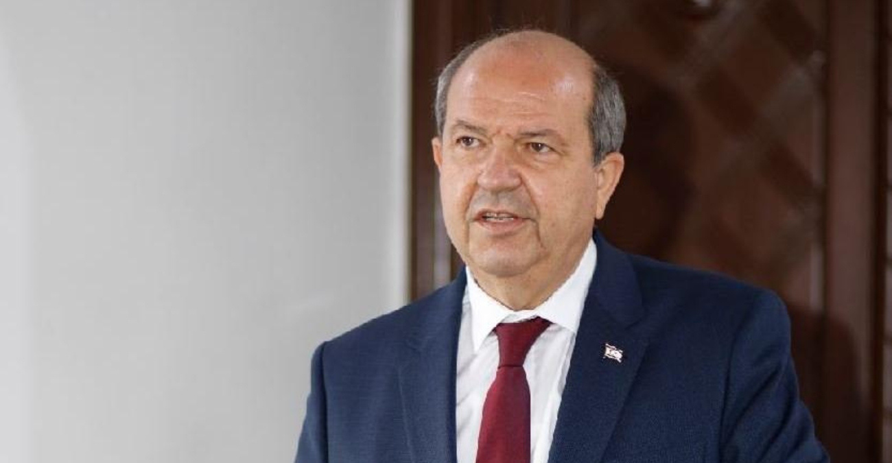 «Τα βρόντηξε και έφυγε» ο Τατάρ - Δεν του άρεσαν οι ερώτησεις Τούρκων δημοσιογράφων - «Επίτηδες με πιέζετε»