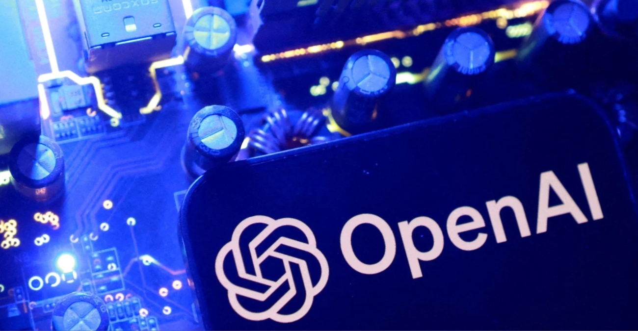 OpenAI: Η πρώτη συσκευή της είναι χωρίς οθόνη. Και θέλει να αντικαταστήσει το smartphone