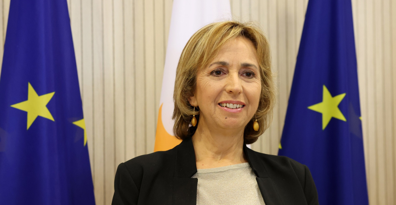 «Δεν είναι λύση να μαζεύουμε σκουπίδια, αλλά να παράγουμε λιγότερα» – Το μήνυμα της Επιτρόπου Περιβάλλοντος