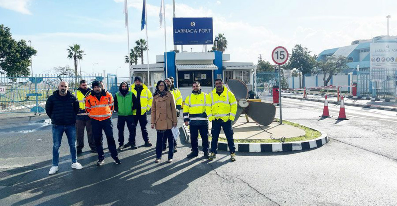 Καταγγέλουν «εκδικητικές»  απολύσεις οι εργαζόμενοι στο λιμάνι Λάρνακας - Κατήλθαν σε απεργία