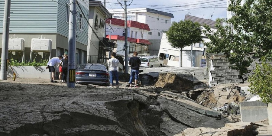 Ιαπωνία:Στα ερείπια ψάχνουν τα σωστικά συνεργεία - Στους 9 οι νεκροί