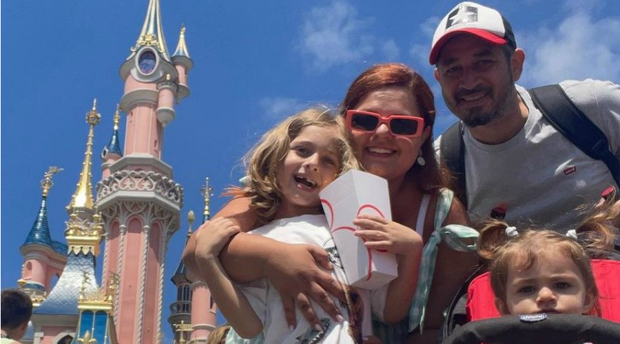 Μαριλένη Σταύρου: Οι αδημοσίευτες φωτογραφίες από το οικογενειακό τους ταξίδι στη Disneyland (Φώτος)