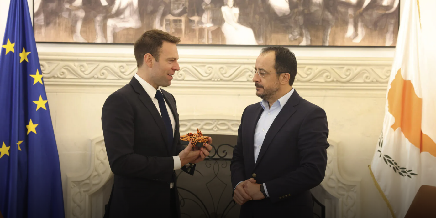 Επίθεση Κασσελάκη κατά ΠτΔ: «Ο μόνος έντιμος δρόμος είναι η παραίτησή του»