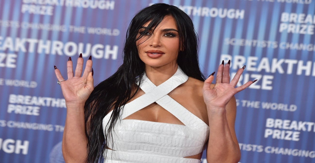 Kim Kardashian: Η παράξενη απαίτηση από τους βοηθούς της, για να πιει καφέ το πρωί