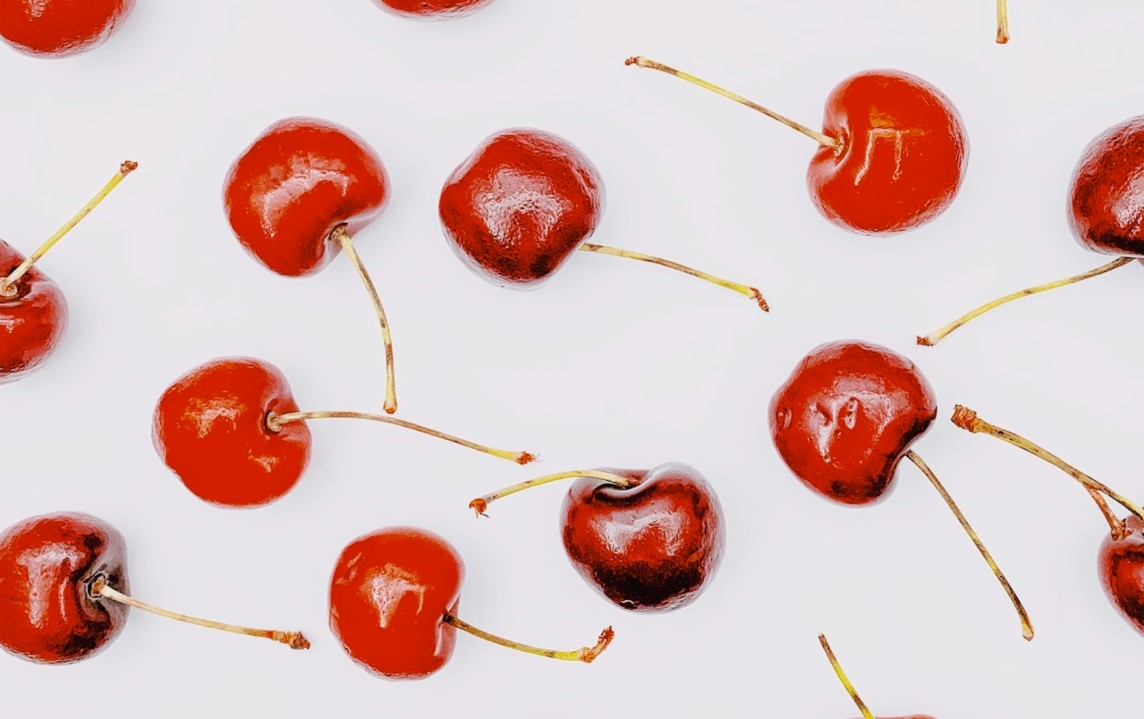 Αυτά είναι οκτώ superfoods που δεν πρέπει να λείπουν από την καλοκαιρινή διατροφή μας