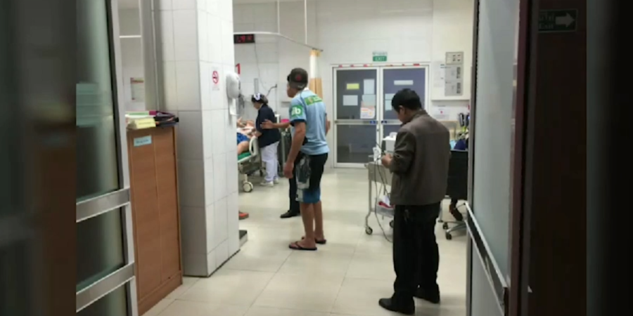 Παρενόχλησε γυναίκα και τον μαχαίρωσε ο σύντροφός της – Στο νοσοκομείο με τραύμα στο στήθος ο 21χρονος - VIDEO