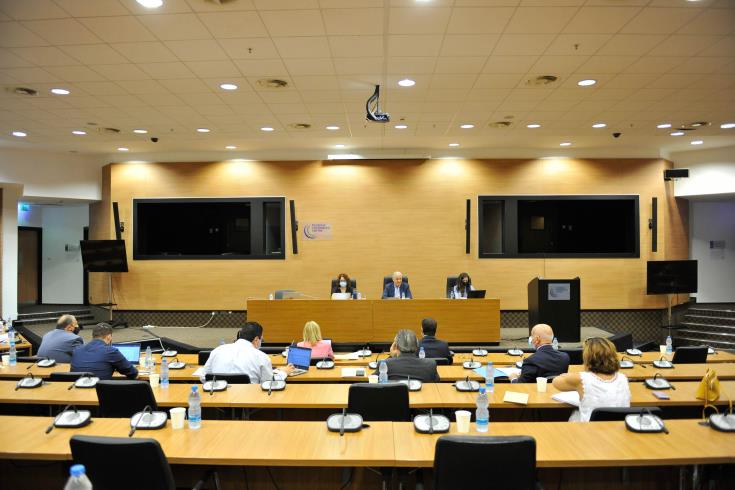 Επιτροπή Νομικών: Συζητήθηκαν λύσεις στο θέμα προσλήψεων ειδικών αστυνομικών