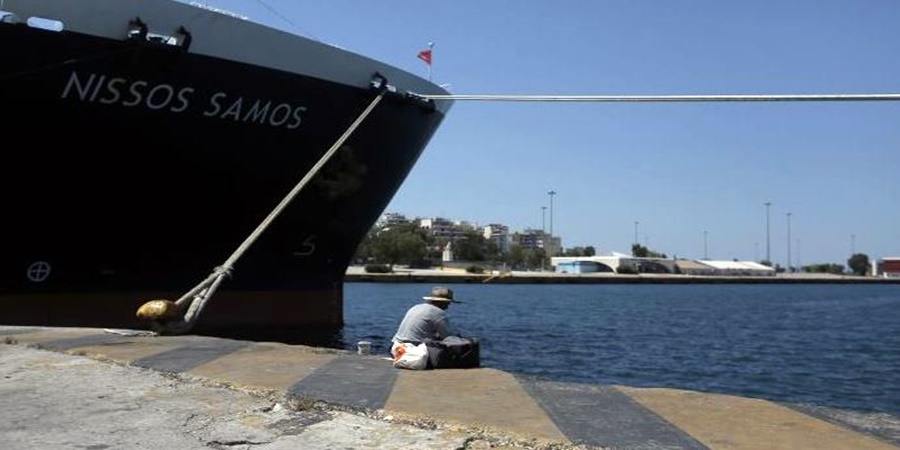 Σε απεργιακό κλοιό η Ελλάδα