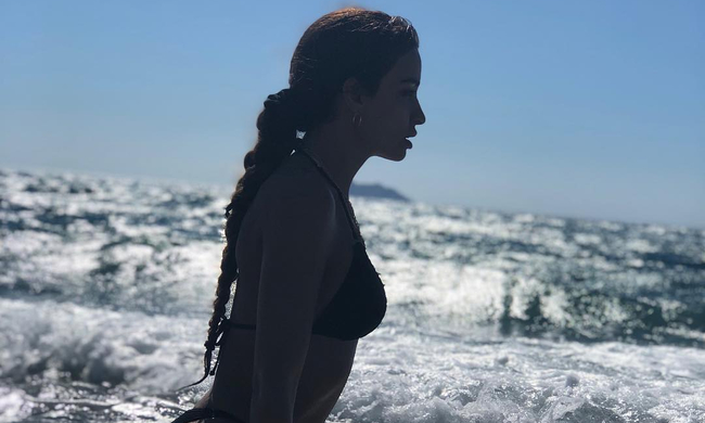 Ελένη Φουρέιρα: Ποζάρει topless σε παραλία και ‘κολαζει’ - ΦΩΤΟΓΡΑΦΙΕΣ 