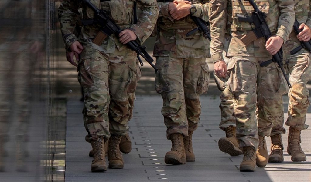 Σοκ στις ΗΠΑ: Το μεγαλύτερο σεξουαλικό σκάνδαλο στην ιστορία του στρατού – Γυναικολόγος βιντεοσκοπούσε εξετάσεις ασθενών του