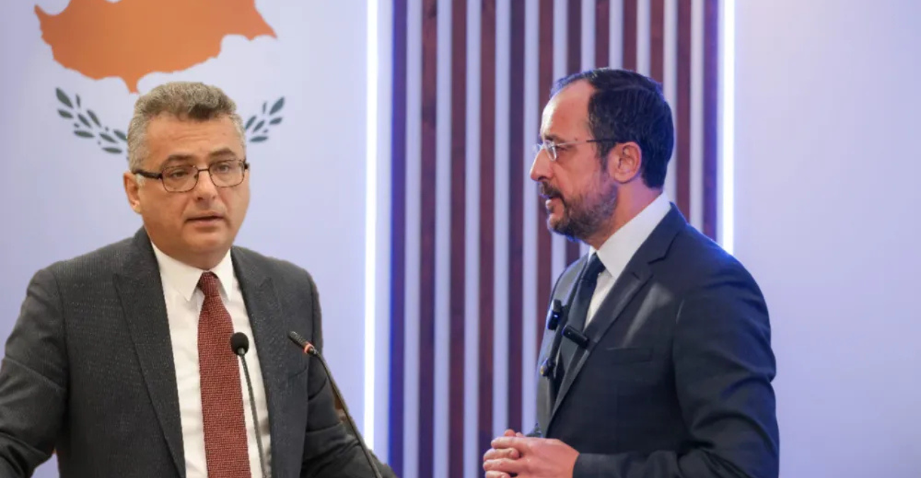 Ξεκάθαρο μήνυμα Έρχιουρμαν: «Χωρίς εκ περιτροπής προεδρία, δεν συζητάμε τίποτα»