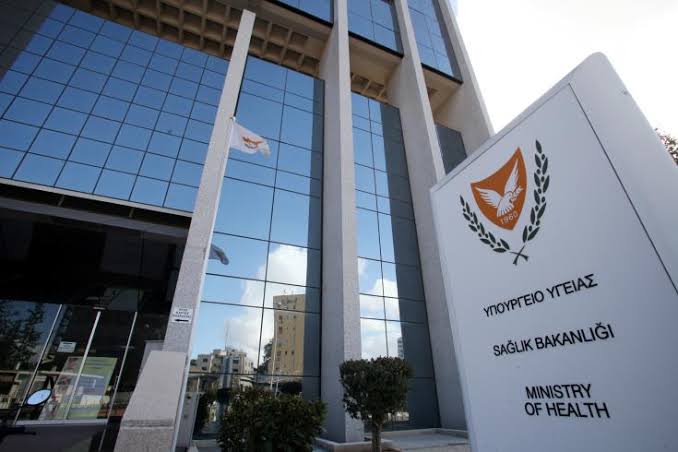Πολλά τα ανοικτά μέτωπα στην Υγεία - Νοσηλευτές, ασθενοφόρα, νοσοκομεία και Δυτικός Νείλος