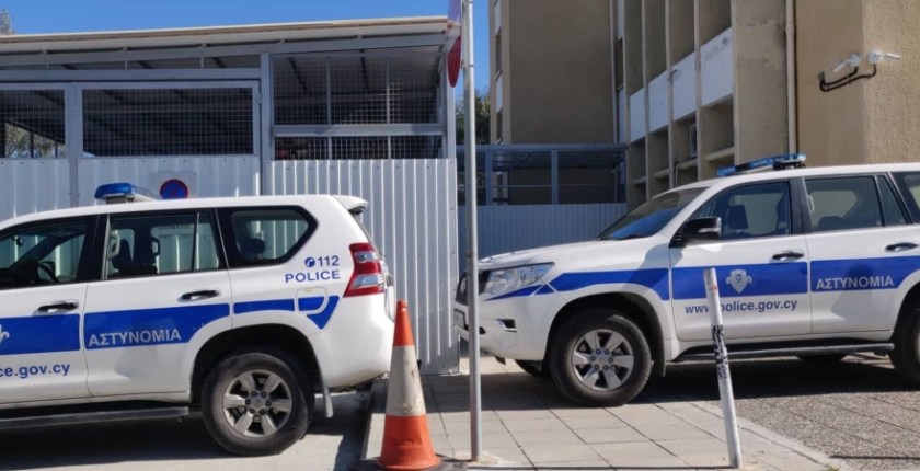 ΚΥΠΡΟΣ – ΚΟΡΩΝΟΪΟΣ: «Οι Κύπριοι δεν βάζουν μυαλό – Επτά καταγγελίες στην Αστυνομία για παραβίαση των μέτρων