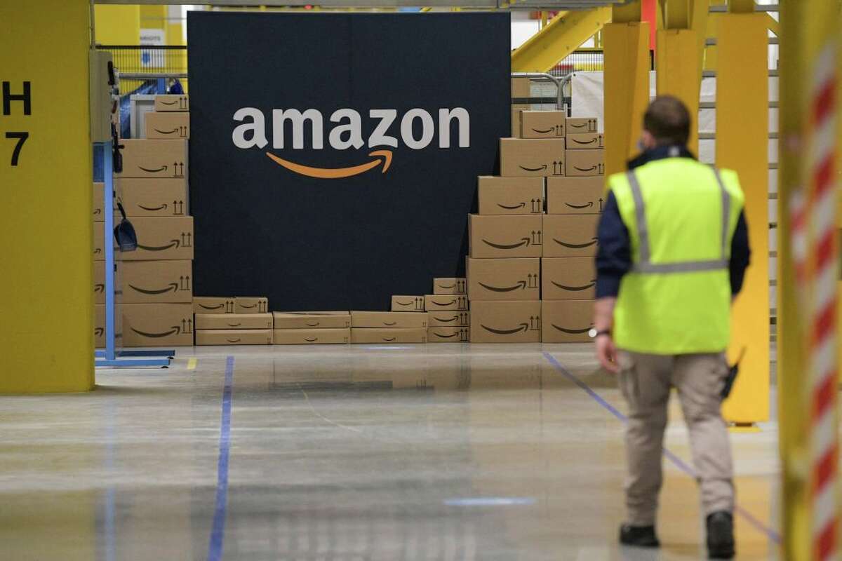 Έχασες το δέμα σου από την Amazon; Τέσσερις τρόποι επικοινωνίας με την εξυπηρέτηση πελατών