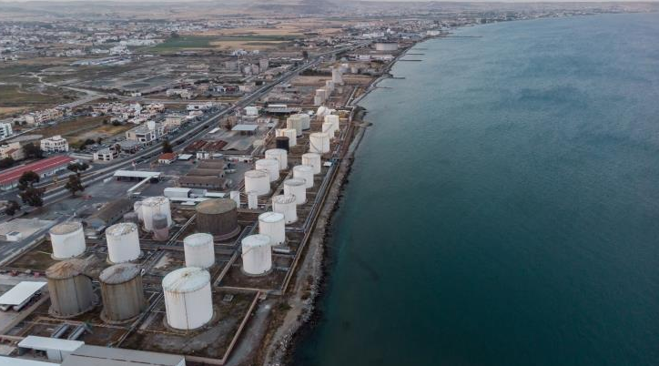 Επίλυση θεμάτων για μετακίνηση πετρελαιοειδών και υγραερίου εντός 15 ημερών ζητά η Λάρνακα από επτά Υπουργούς 