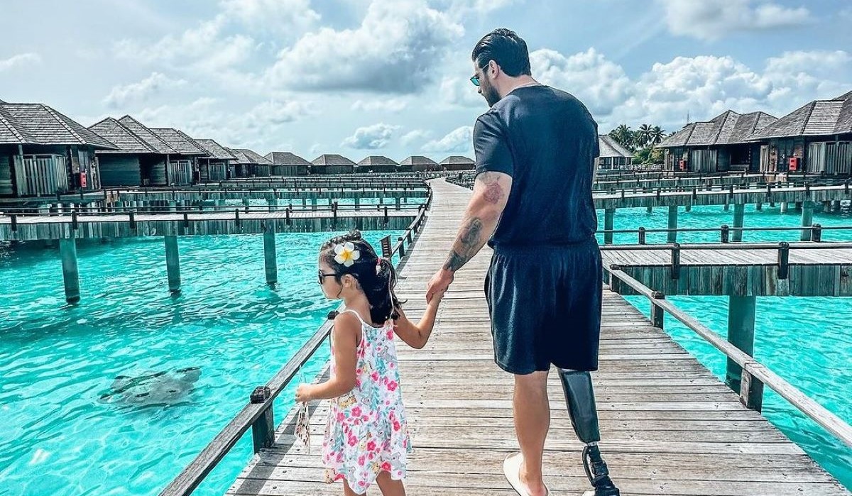 Ετεοκλής Παύλου: «Ήταν δύσκολο να πω στην κόρη μου ότι είμαι ανάπηρος» - Η συγκλονιστική εξομολόγηση