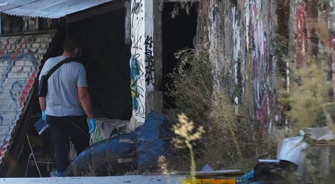 Κυψέλη: Θρίλερ με την 38χρονη που βρέθηκε σε βαλίτσα – Το ζευγάρι στο Κερατσίνι και τα μηνύματα από το κινητό