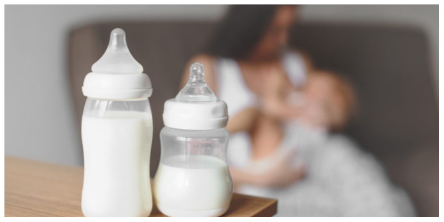 Κορωνοϊός: Εμβολιασμένες μητέρες μοιράζονται το μητρικό τους γάλα για να μεταδώσουν αντισώματα σε άλλα μωρά