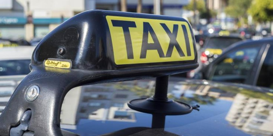 Σύνδεσμος Καταναλωτών: 'Όχι' σε πάγια κόμιστρα στα ταξί - Πλήττεται ο ελεύθερος ανταγωνισμός