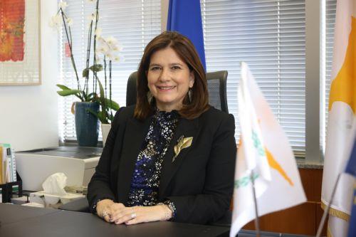 Κασιανίδου: «Πολιτική πράξη» η συμμετοχή στη «μπιενάλε» στα κατεχόμενα